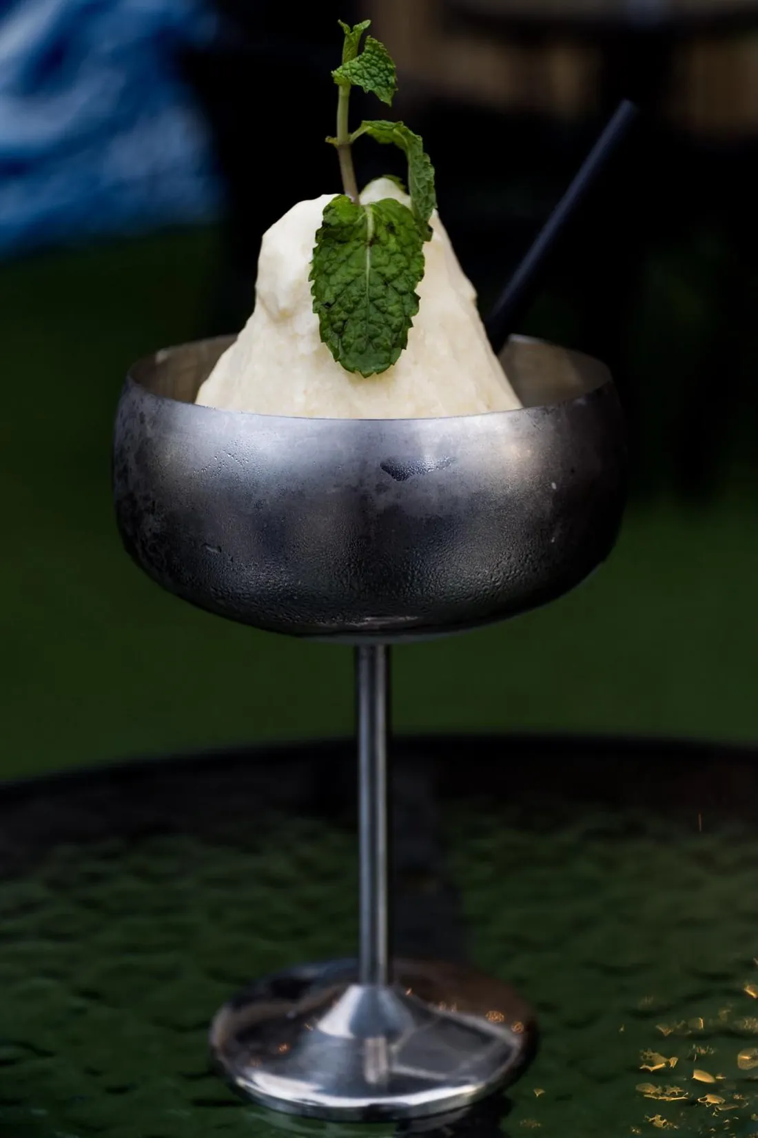 Frozen daiquiri at the BVB pool bar